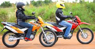 Honda - NXR 150 Bros ES -2011 - Laranja /Cinza - R$ 1.850,00