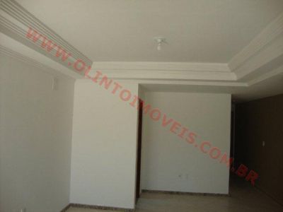 Olinto Imóveis vende Duplex 3 qts no Verdes Mares em Rio das Ostras