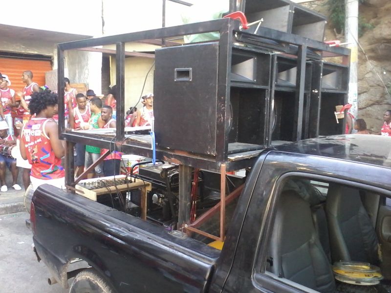 Victor dias aluguel de carro de som