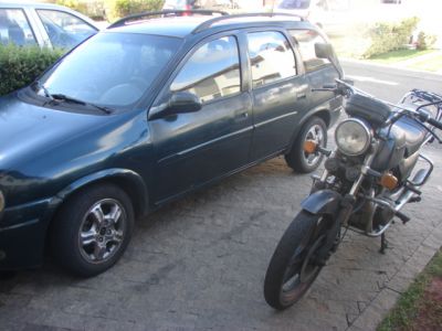 Vendo ou troco Corsa Wagon 98 + CB400 83 por moto + potente