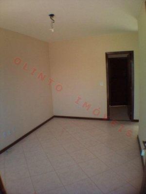 Olinto Imóveis vende Casa linear em Cond. no Mariléa Chácaras em  Rio das Ostras