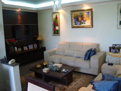 VENDO EXCELENTE 3 QUARTOS COM SUITE SQS 109