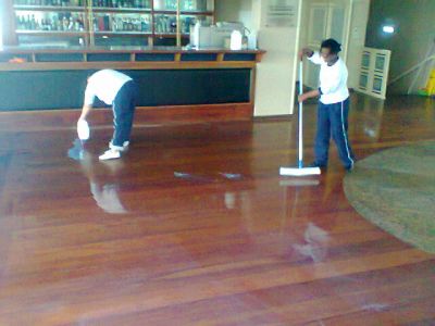 Serviço de Portaria e Limpeza Conservação: 97642-3208