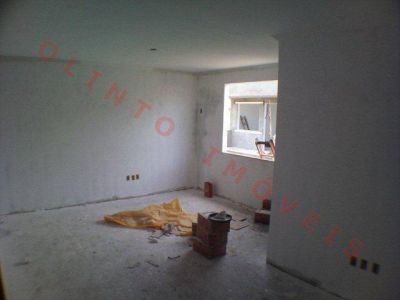 Olinto Imóveis vende Duplex 3 qts no Jardim Mariléa em Rio das Ostras