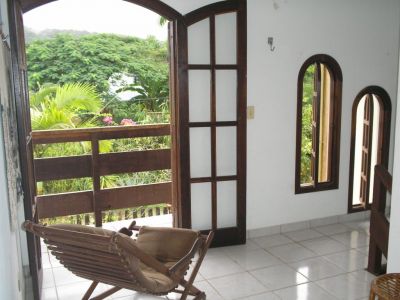 Vende-se Excelente Residência no Balneário de Prainha - PR.
