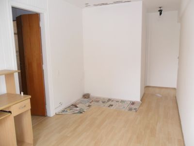 Loft 1 dormitorio com condominio R$300,00 