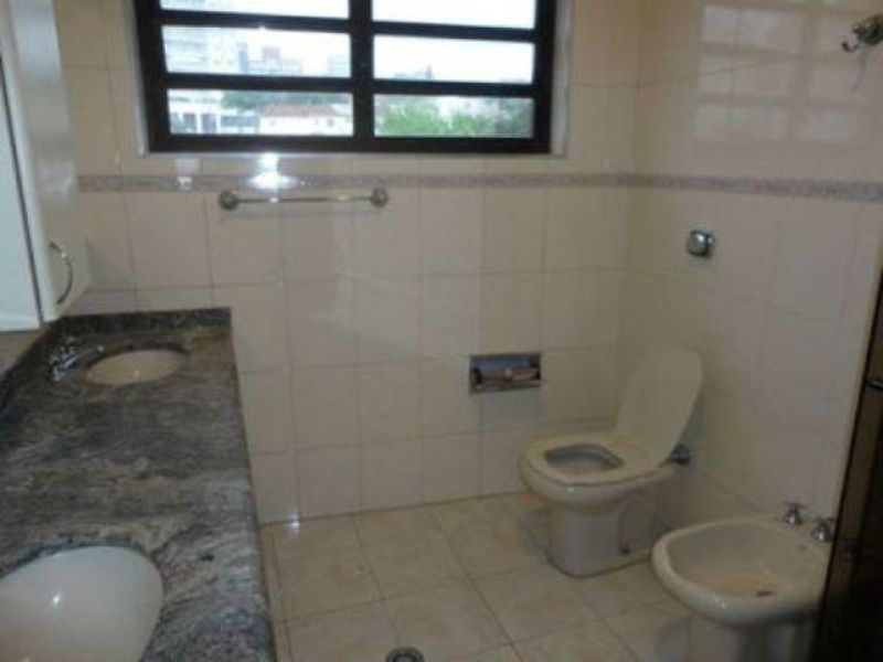 Temos Vagas Para Homens Com Quartos Compartilhados 