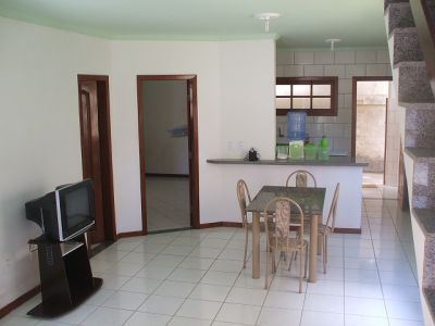 ALUGA-SE PARA TEMPORADA CASA EM PORTO SEGURO BAHIA