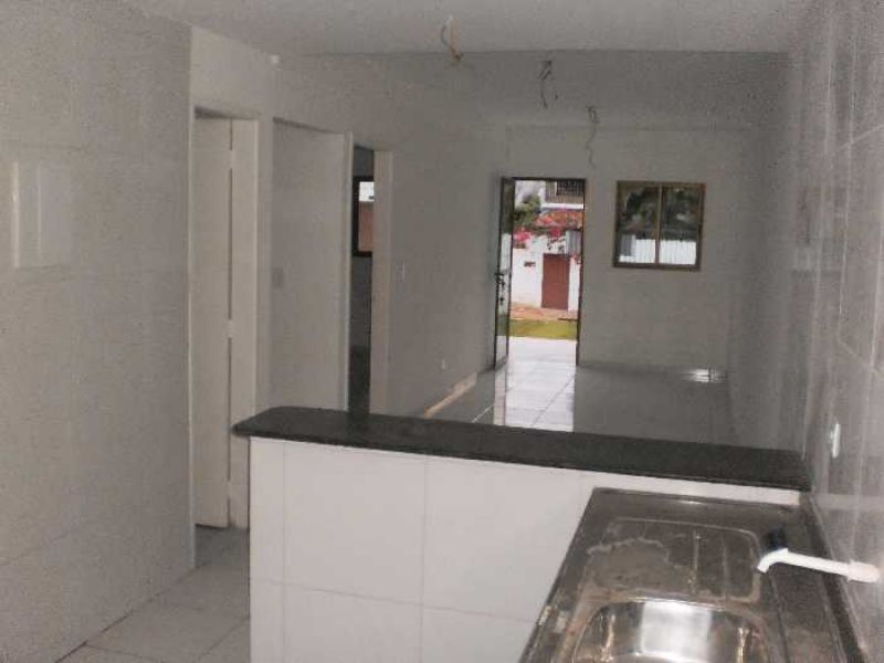 Casa Duplex 4 quartos suite 2 vagas nos Bultrins