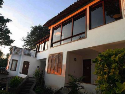 Pousada frente ao mar a venda em Buzios, RJ