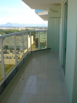 Jardim Camburi - 02 quartos/suite, lazer, varandão, sol manhã, 66 m²