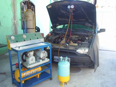 AR-CONDICIONADO AUTOMOTIVO