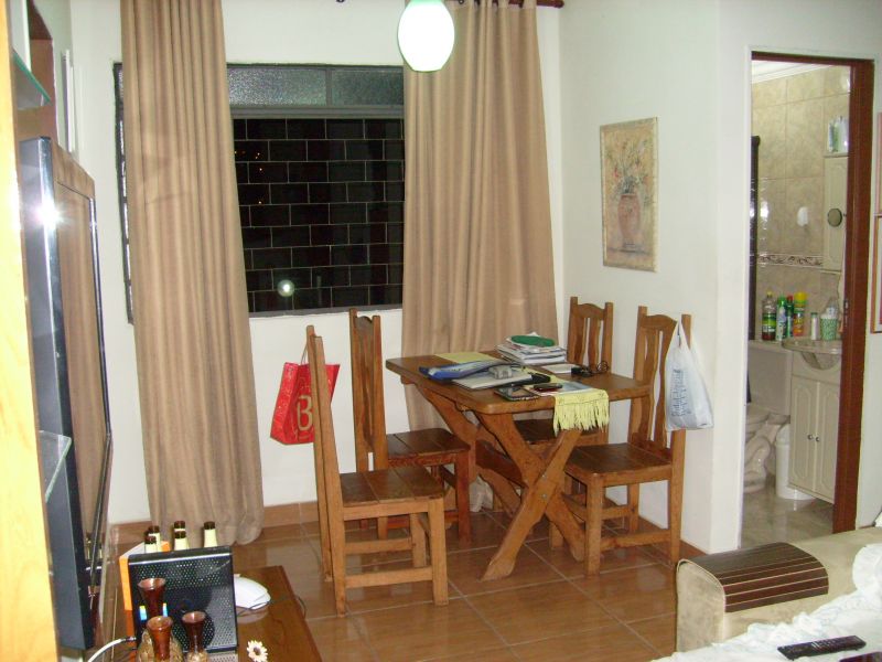 Excelente 2 quartos - Jd. Europa/ Venda Nova