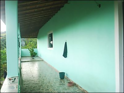 SITIO EM EXTREMA MG 180 M² CONSTR. R$180.000,00