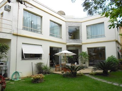 Casa a venda no centro de Búzios, 50m da rua das Pedras