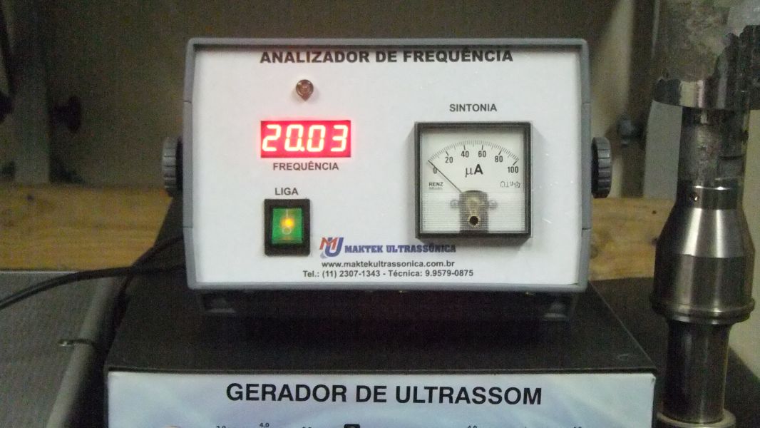 Maquina de solda por ultrassom