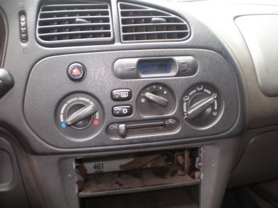 sucata de mitsubishi lancer 97 1.6 16v automático para peças    