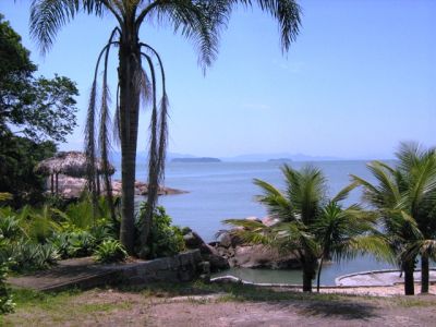 VendoTERRENO Frente Mar com Excelente Infraestrutura.