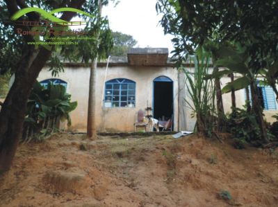 casa em uma área de 800 mt