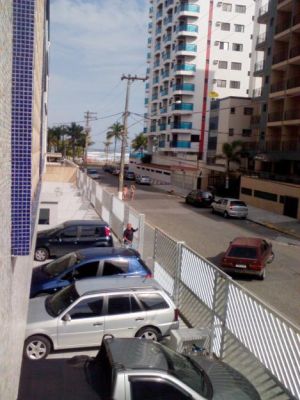 APTO PRAIA GRANDE VILA TUPY PÉ NA AREIA