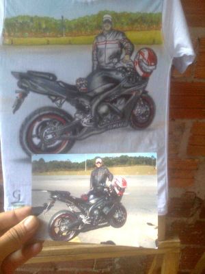 CAMISETAS GRAFITADAS