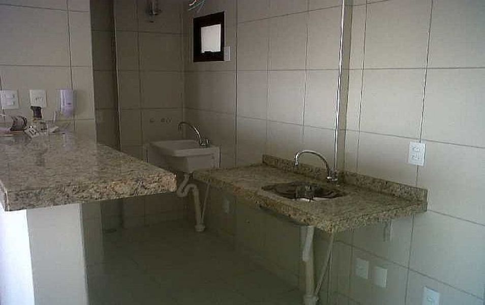 Apartamento em Candelária - Cód. 1106