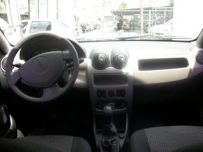 Sandero 1.6 Expression 4pts Flex