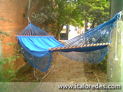 Rede c/ Madeira - R$ 180,00 - Modelo Americano