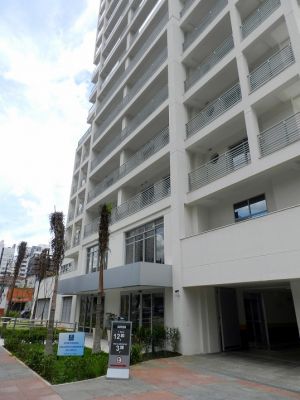 Vendo Sala Comercial no Vertex Moema / Al. Dos Maracatins