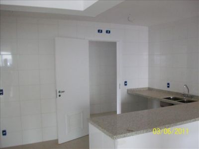 Vendo APTO no PAULISTA HOME RESORT com 159m² e 2 vagas