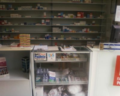 Intalações para drogaria e acessórios