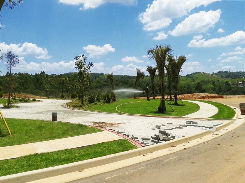 LOTES - Bairro Planejado  a 4 km de ALPHAVILLE