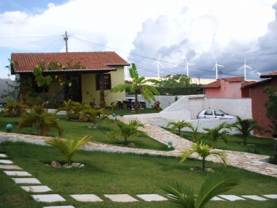 VENDE-SE casa em CANOA QUEBRADA-CE