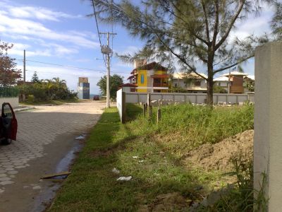 BOMBINHAS-QUATRO ILHAS ÓTIMO TERRENO 70 M. DO MAR