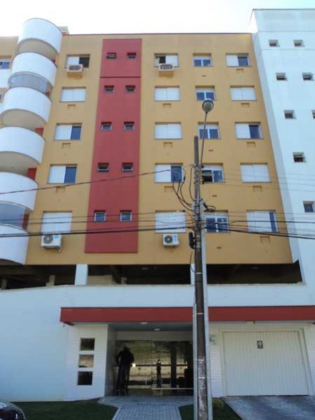 Ed. Dona Ignez-bairro Comerciário (próx. colégio Joaquim Ramos).